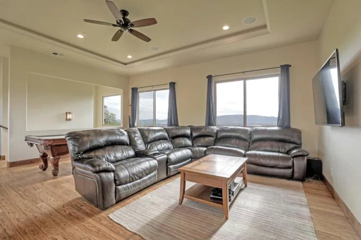 8535 Vista Court, Gilroy, California 95020