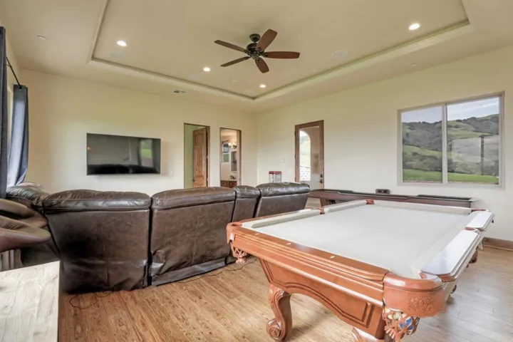 8535 Vista Court, Gilroy, California 95020
