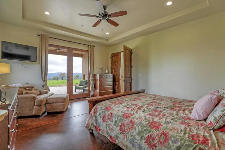 8535 Vista Court, Gilroy, California 95020