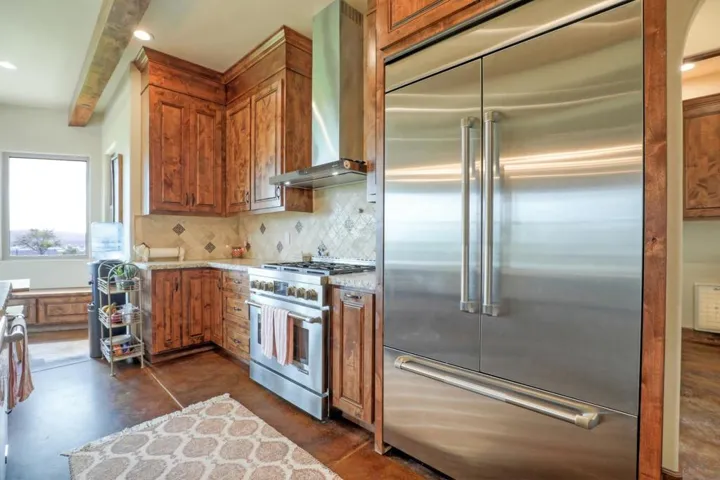 8535 Vista Court, Gilroy, California 95020