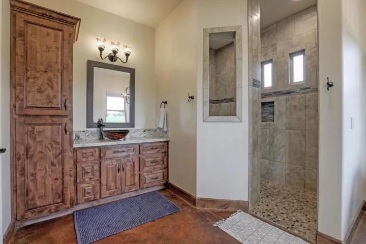 8535 Vista Court, Gilroy, California 95020