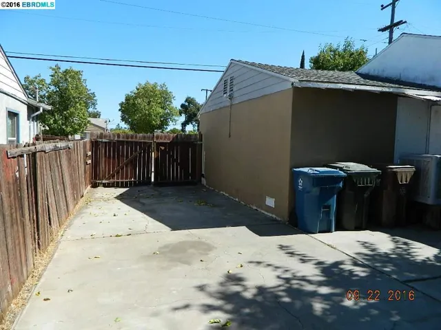 220 Madison Ave, Bay Point, California 94565