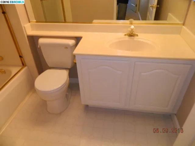20111 W Ridge Ct 1, Castro Valley, California 94546