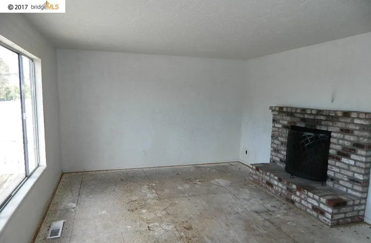 16704 Foothill Blvd 2, San Leandro, California 94578