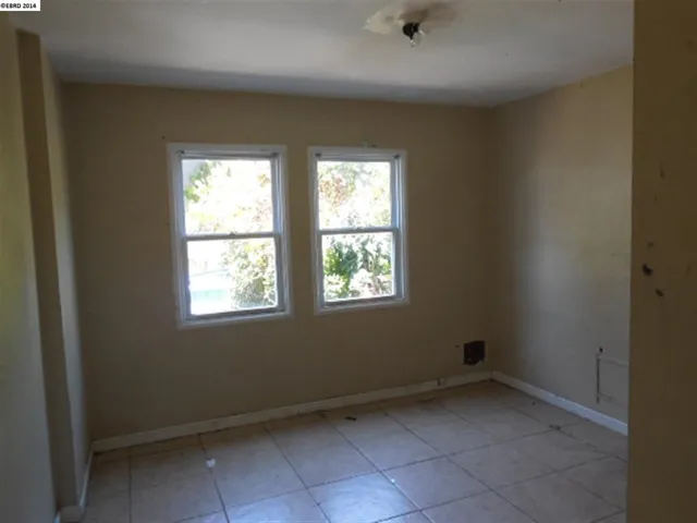 1329 66th St, Berkeley, California 94702-2617