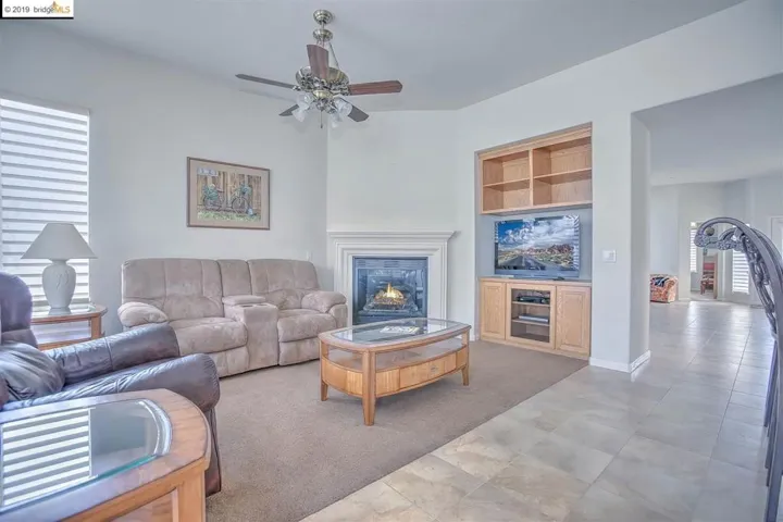 389 Earlham Way, Brentwood, California 94513