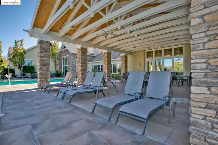 389 Earlham Way, Brentwood, California 94513