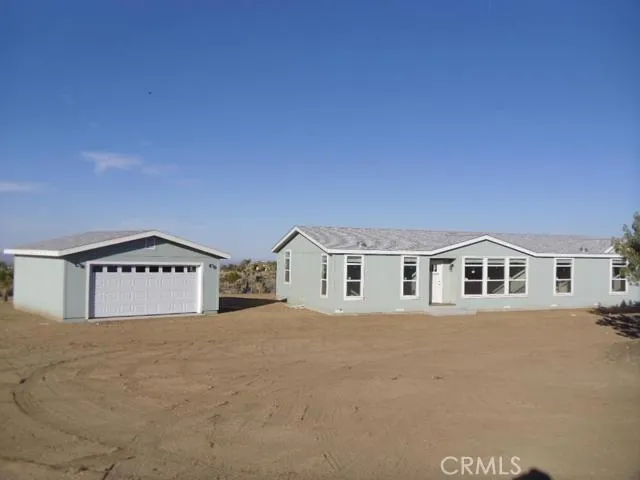 9142 Montara Road, Phelan, California 92371