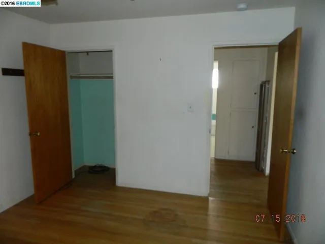 2511 Erskine Ln, Hayward, California 94545