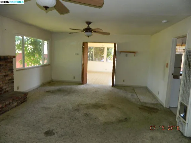 2511 Erskine Ln, Hayward, California 94545