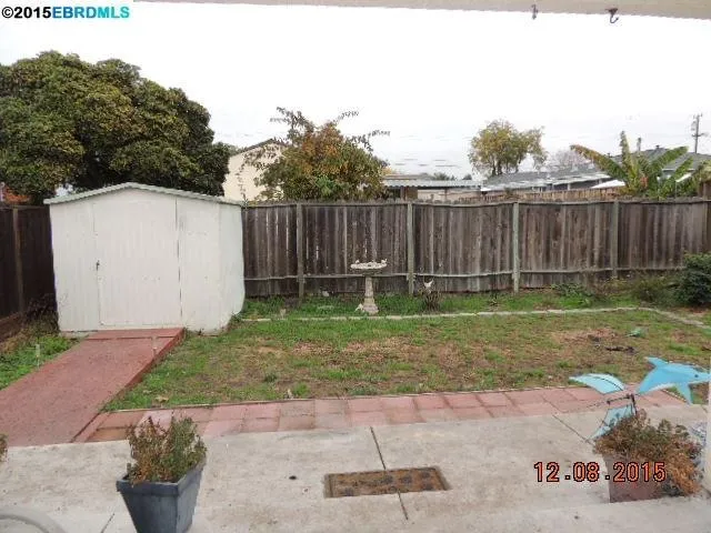 16158 Via Chiquita, San Lorenzo, California 94580