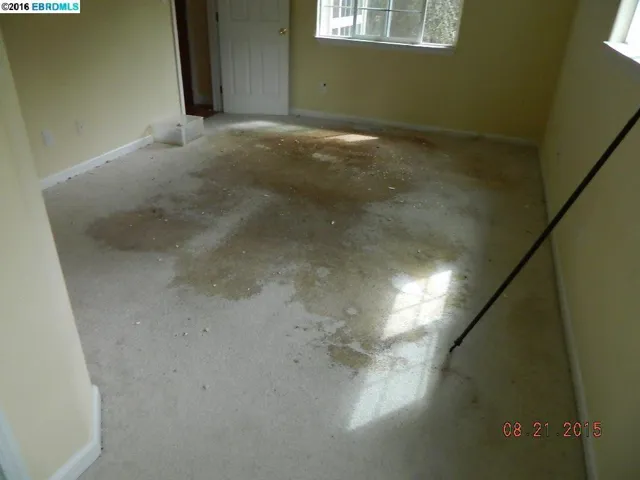 6700 Moore Dr, Oakland, California 94611