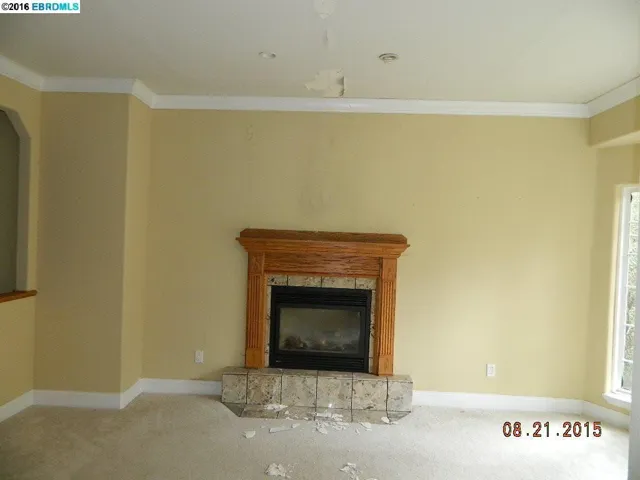 6700 Moore Dr, Oakland, California 94611