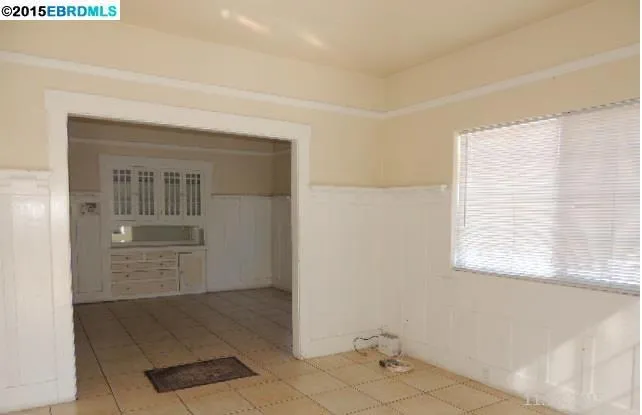496 Meek Ave, Hayward, California 94541
