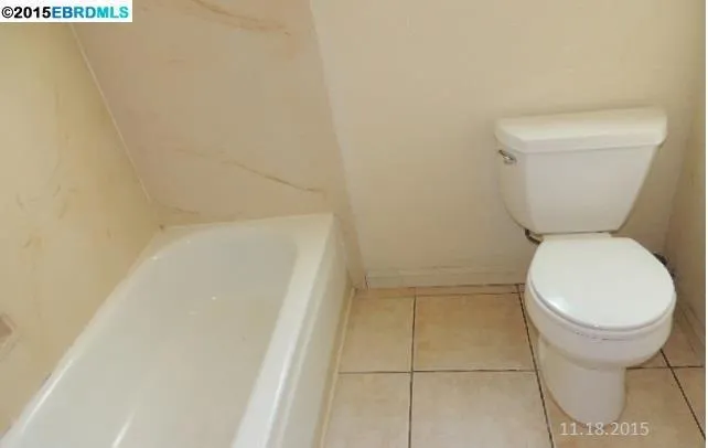 496 Meek Ave, Hayward, California 94541