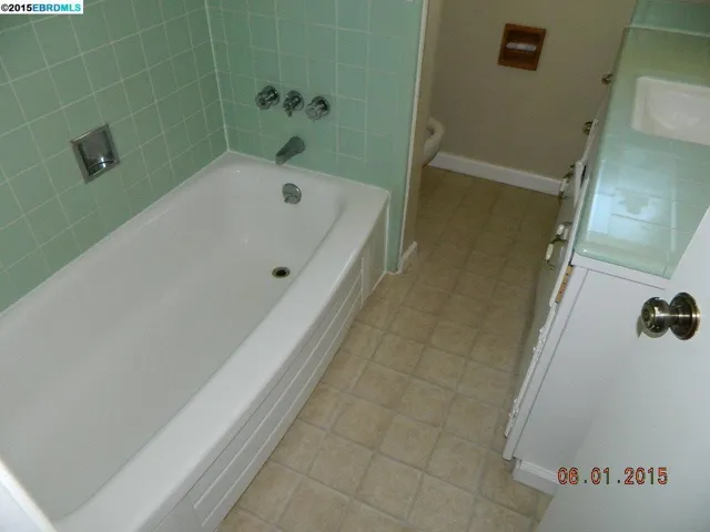 456 Pebble Dr, El Sobrante, California 94803