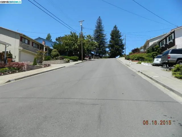 2850 Jennifer Dr, Castro Valley, California 94546
