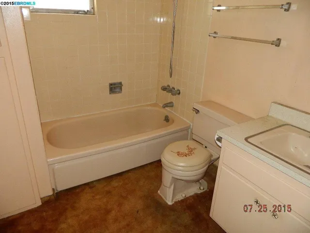 2850 Jennifer Dr, Castro Valley, California 94546