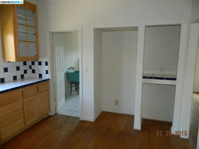 1560 Plaza Dr, San Leandro, California 94578