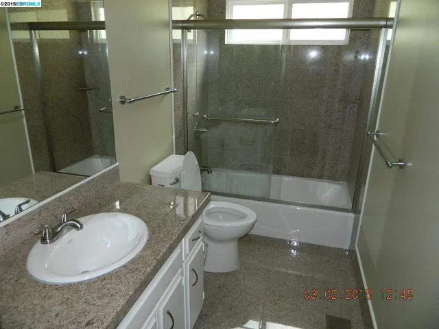 4240 Harbor View Ave, Oakland, California 94619