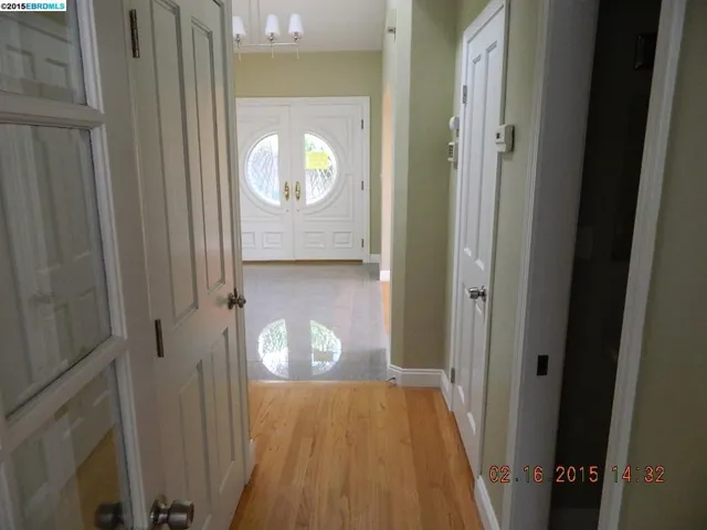 4240 Harbor View Ave, Oakland, California 94619