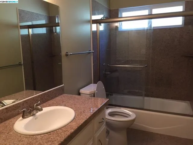 4240 Harbor View Ave, Oakland, California 94619
