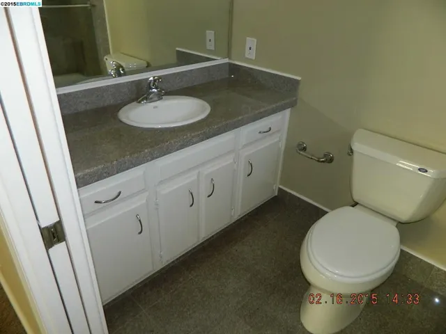4240 Harbor View Ave, Oakland, California 94619