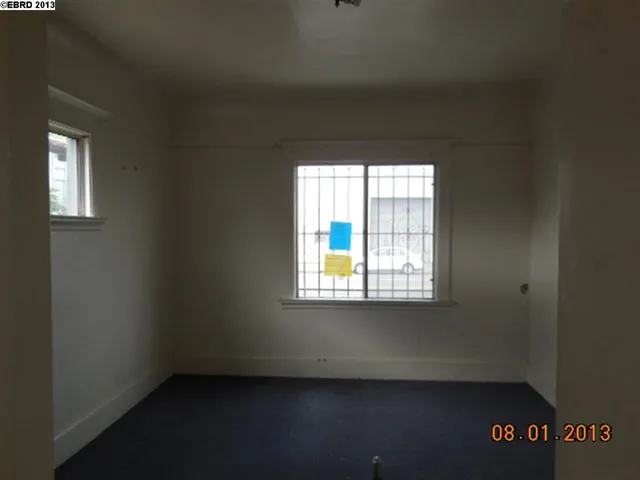 1138 International Blvd, Oakland, California 94606-4331