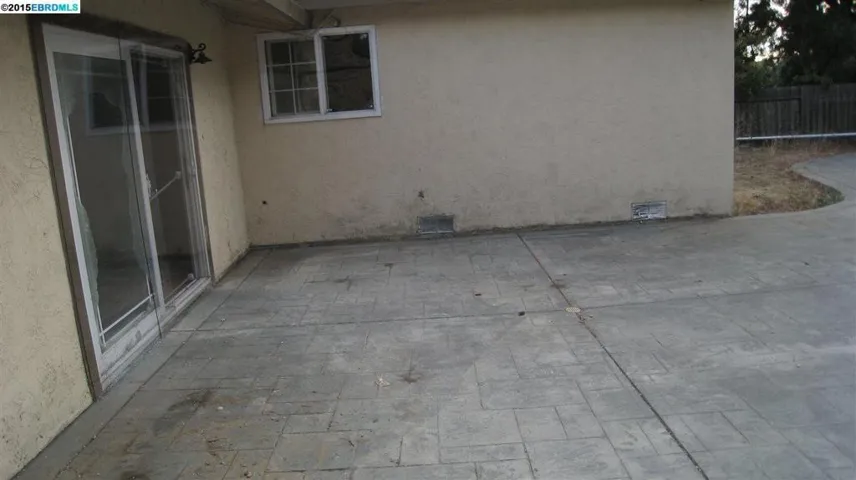 821 Tradewind Ln, Rodeo, California 94572