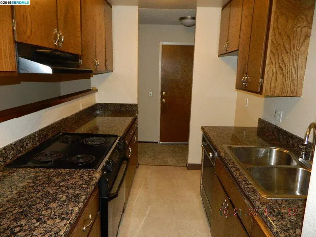 3500 Randolph Ave 2, Oakland, California 94602-1228