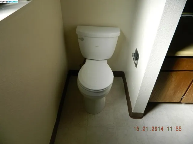 3500 Randolph Ave 2, Oakland, California 94602-1228