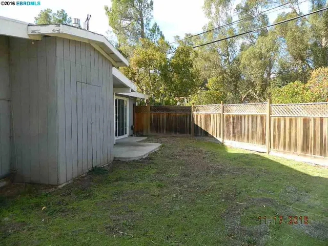 1546 Pleasant Ln, Lafayette, California 94549