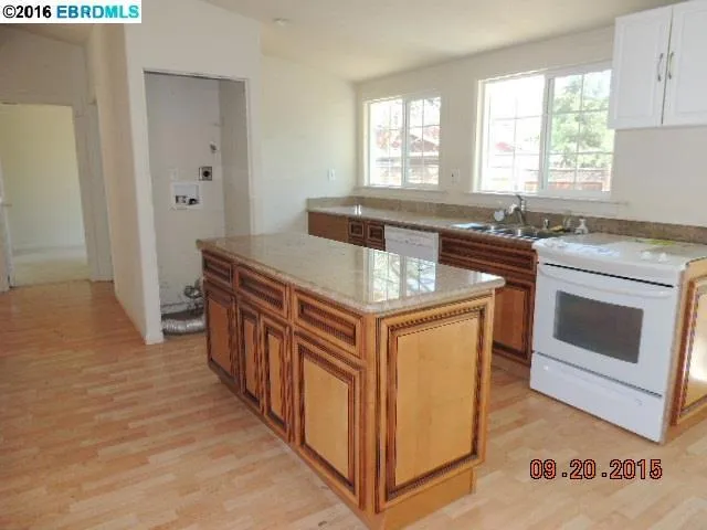 1546 Pleasant Ln, Lafayette, California 94549