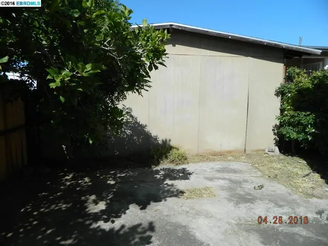 1207 62nd Ave, Oakland, California 94621