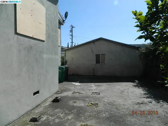 1207 62nd Ave, Oakland, California 94621