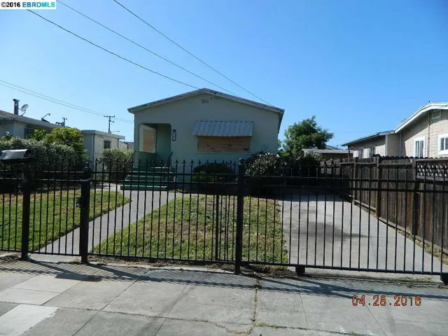 1207 62nd Ave, Oakland, California 94621