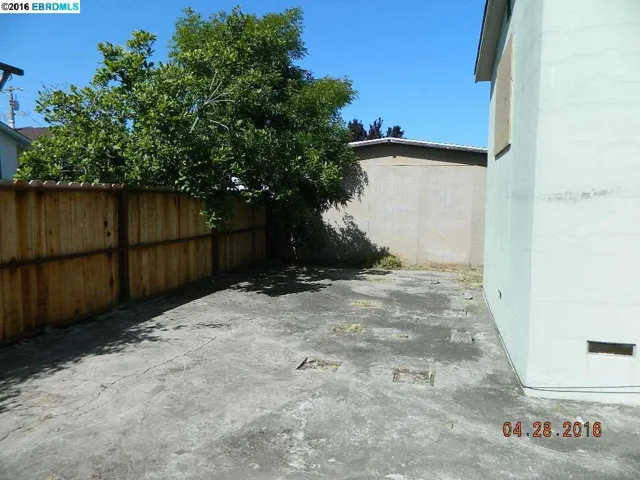 1207 62nd Ave, Oakland, California 94621