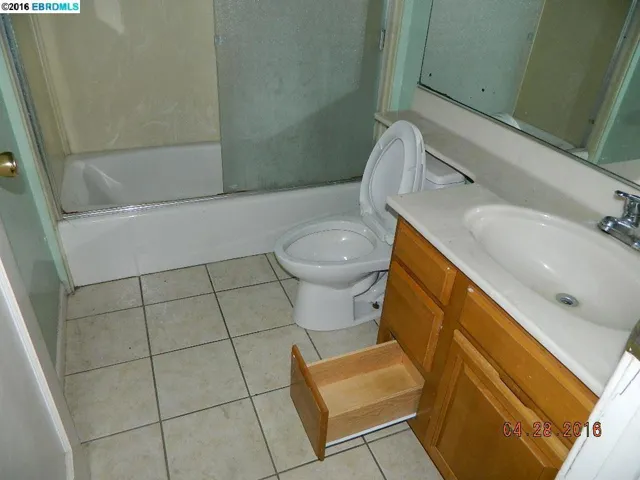 1207 62nd Ave, Oakland, California 94621
