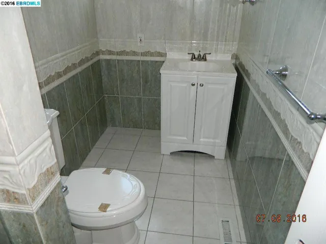 2545 Phelan Ave, Hayward, California 94545
