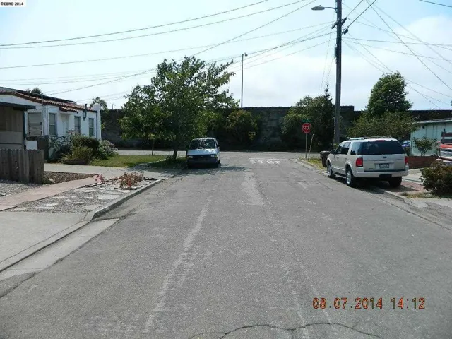 5436 Modoc Ave, Richmond, California 94804-5238