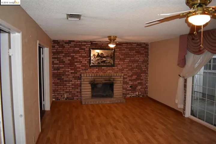 189 Clayton Cir, Vacaville, California 95687
