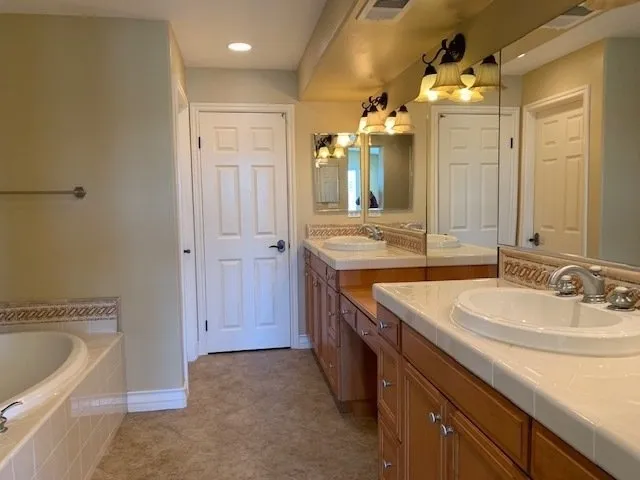 415 N Cedros Ave, Solana Beach, California 92075