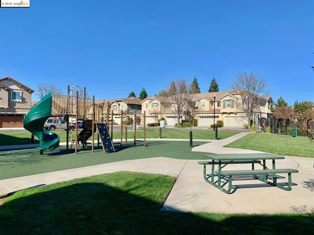 300 Jefferson Dr, Brentwood, California 94513