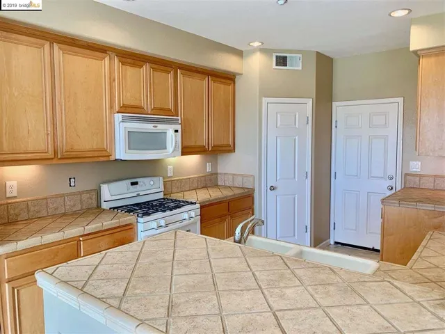 300 Jefferson Dr, Brentwood, California 94513