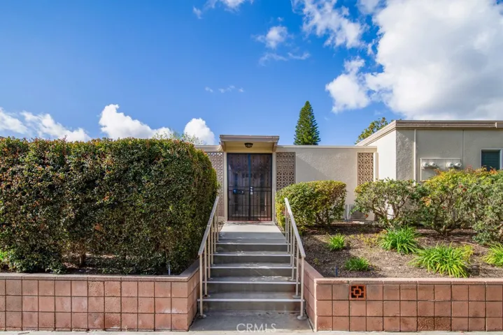 396 Avenida Castilla C C, Laguna Woods, California 92637