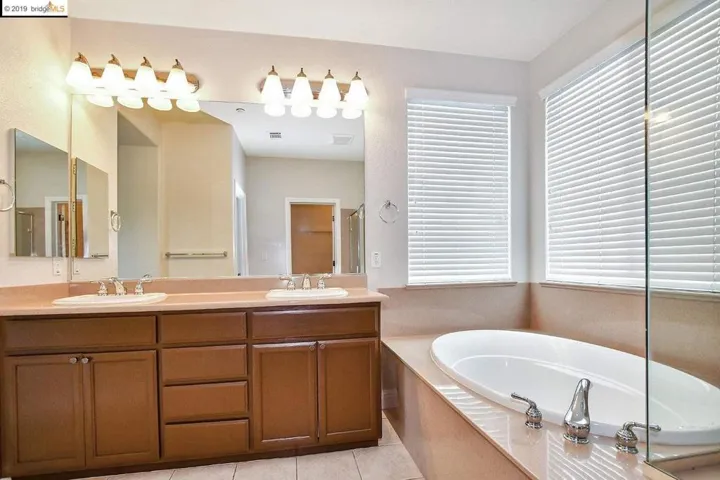 2843 Savoy Ct, Brentwood, California 94513