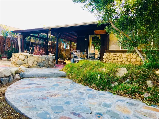 62034 Grand View Circle, Joshua Tree, California 92252