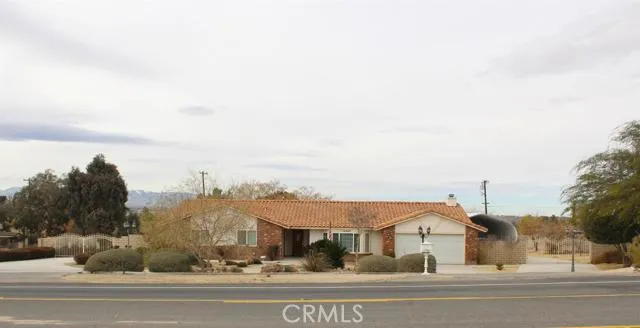 14420 Apple Valley Road, Apple Valley, California 92307