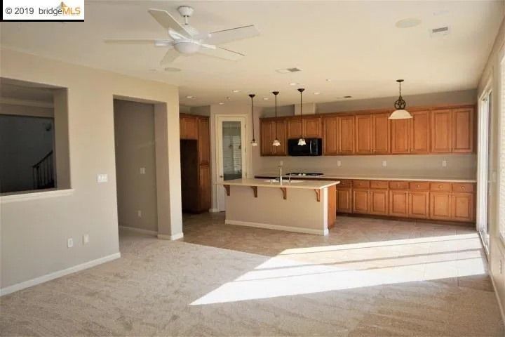2204 Barcelona Ct, Brentwood, California 94513-4129