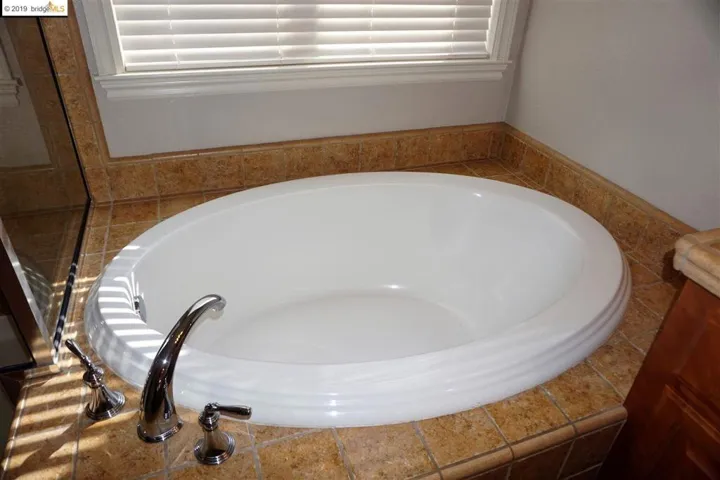 2204 Barcelona Ct, Brentwood, California 94513-4129